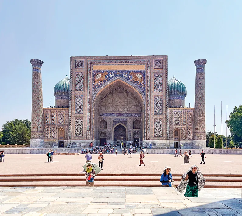 THE SCENT OF THE SILK ROAD