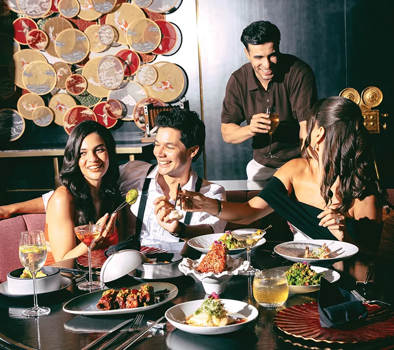 RESTAURANT REVIEW